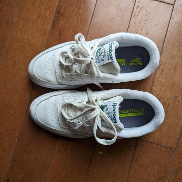 Reebok Club MEMT white sneakers Size 8 - Picture 3 of 6